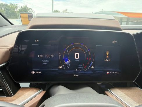 New 2026 Chevrolet Suburban High Country RWD image 25