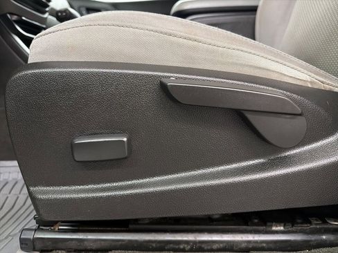 Used 2016 GMC Canyon W/T w/ Convenience Package image 12