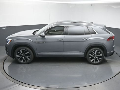 New 2026 Volkswagen Atlas Cross Sport SEL Premium R-Line AWD/4WD image 45