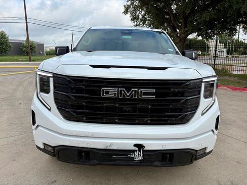 Used 2026 GMC Sierra 1500 Elevation w/ Elevation Premium Package AWD/4WD image 6