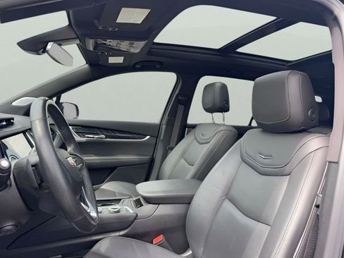 Used 2024 Cadillac XT6 Premium Luxury AWD/4WD image 18
