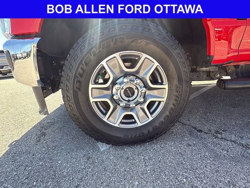 Used 2026 Ford F250 Lariat w/ FX4 Off-Road Package AWD/4WD image 11