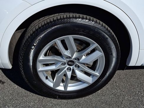 Certified 2023 Audi Q5 2.0T Premium w/ Convenience Package AWD/4WD image 8