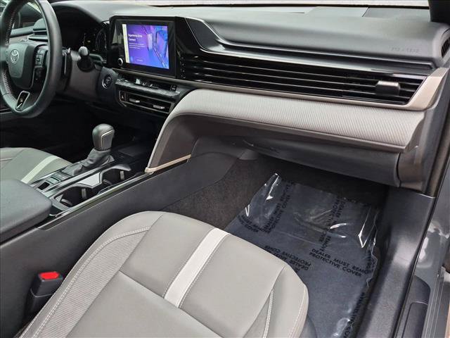 Used 2025 Toyota Camry SE FWD image 24