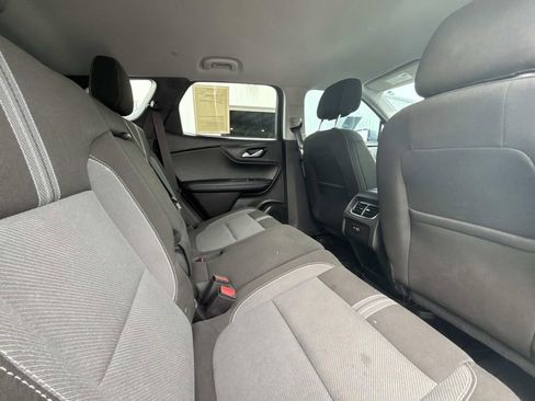Used 2023 Chevrolet Blazer LT w/ Convenience Package FWD image 12