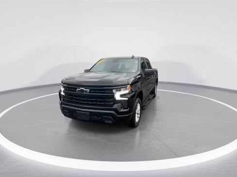 Used 2023 Chevrolet Silverado 1500 RST image 5