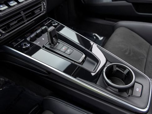 Certified 2025 Porsche 911 Turbo S AWD/4WD image 44