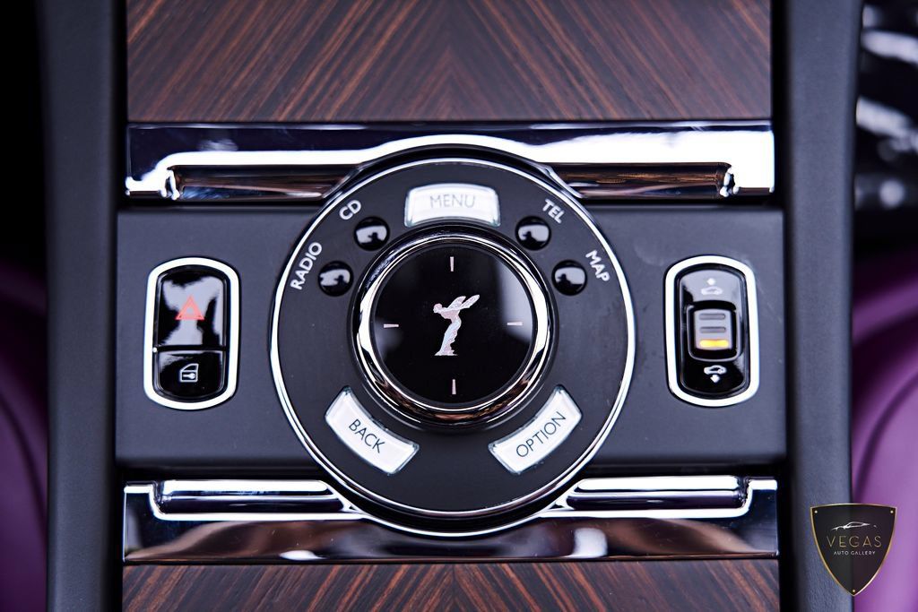 Used 2017 Rolls-Royce Wraith RWD image 74