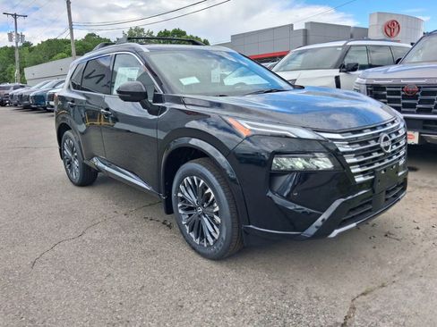 New 2026 Nissan Rogue Platinum w/ Platinum Premium Package AWD/4WD image 4