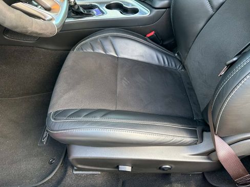 Used 2023 Dodge Challenger SRT Hellcat RWD image 28