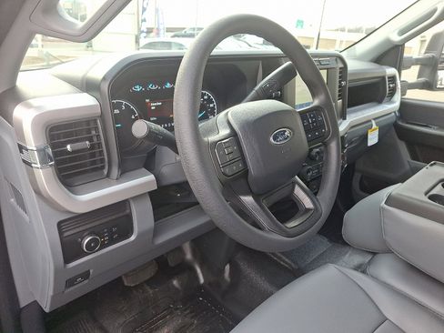 New 2024 Ford F550 4x4 Crew Cab Super Duty image 9