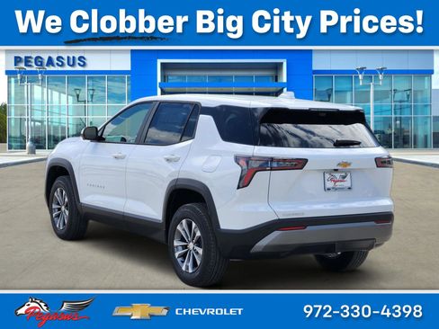 New 2026 Chevrolet Equinox LT w/ Convenience Package II image 4