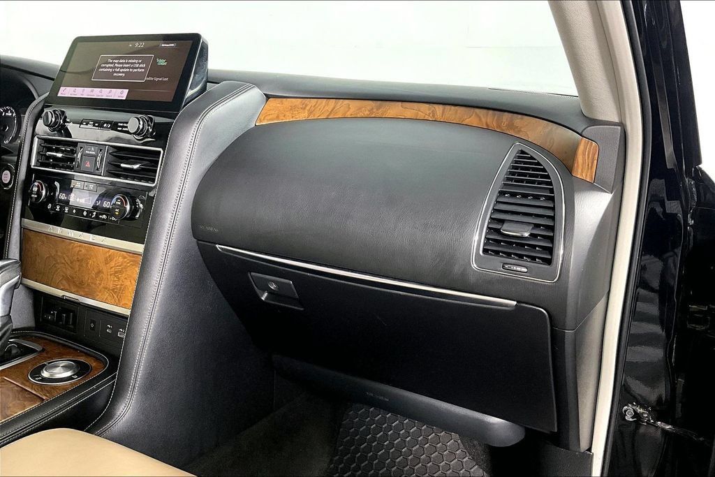 Used 2021 Nissan Armada SL w/ Captain's Chairs Package RWD image 16