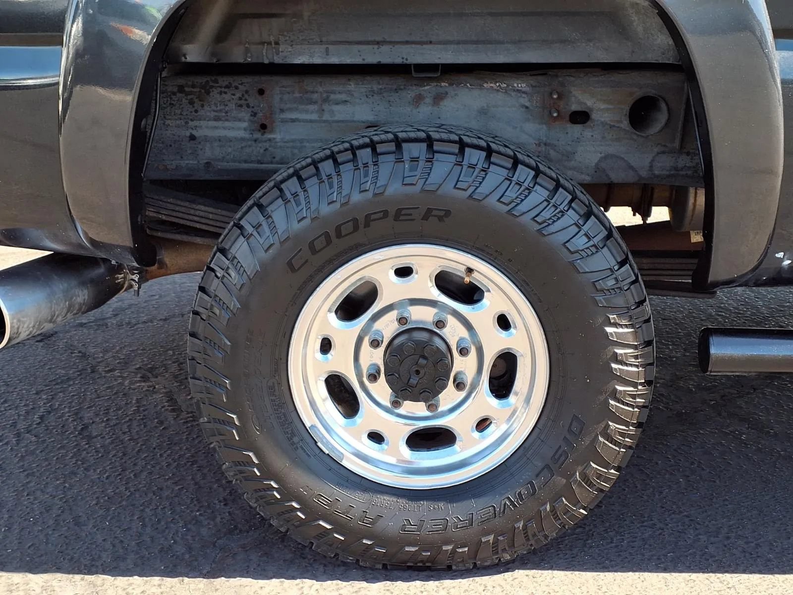 Used 2004 GMC Sierra 2500 SLE w/ Heavy-Duty Power Package RWD image 4