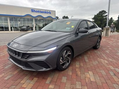 Used 2025 Hyundai Elantra Sport