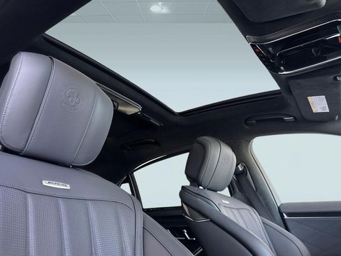 Used 2025 Mercedes-Benz S 63 AMG S image 13