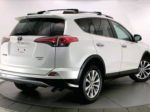 Used 2017 Toyota RAV4 Platinum image 12