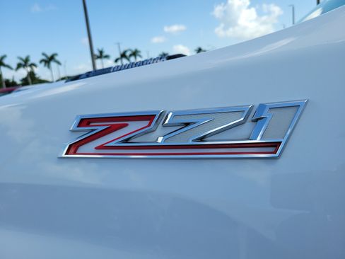 Used 2022 Chevrolet Silverado 2500 LTZ w/ LTZ Plus Package AWD/4WD image 31