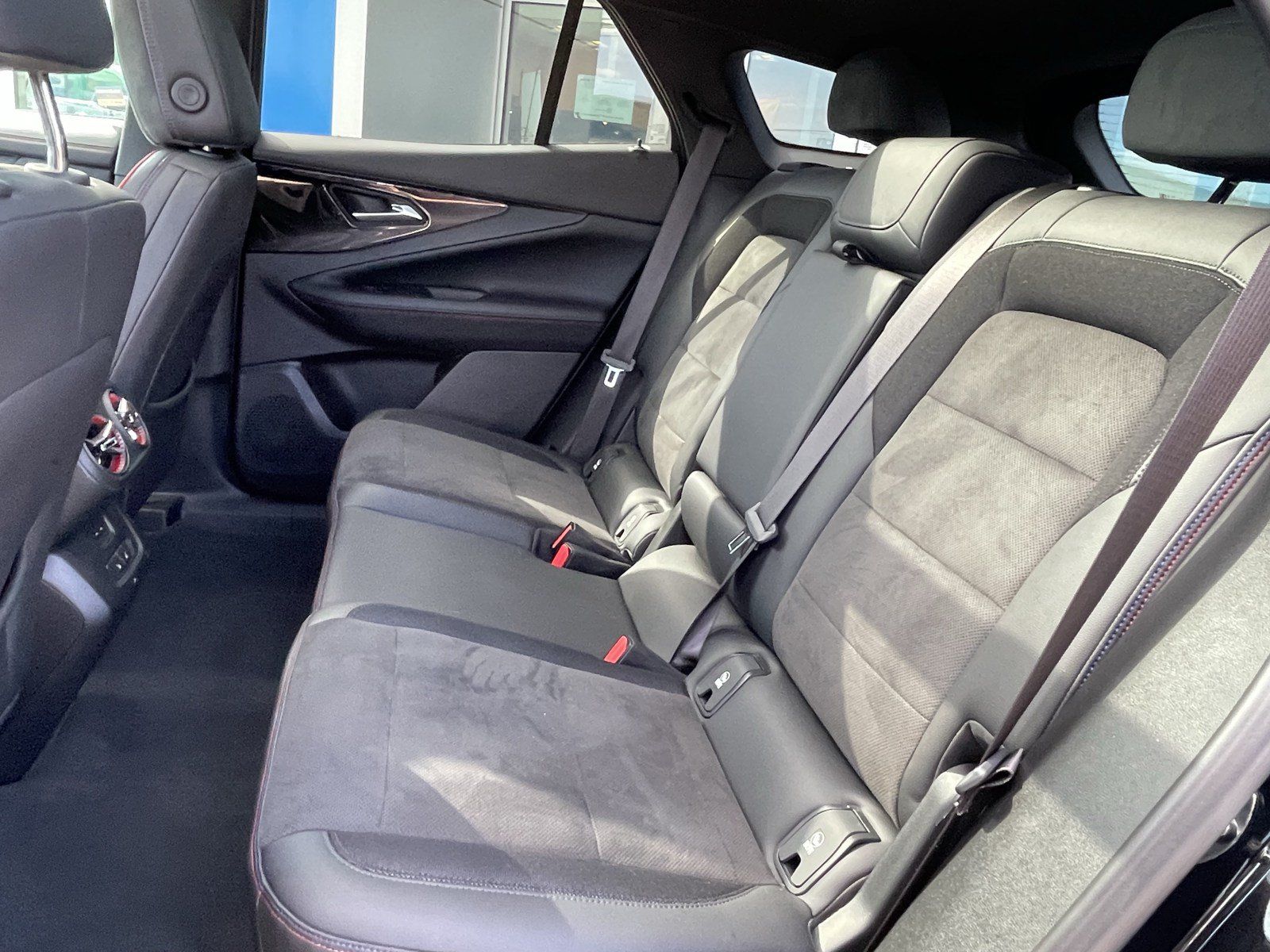 Used 2024 Chevrolet Blazer EV RS RWD image 15