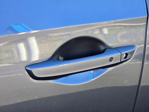 New 2026 Honda Odyssey Touring image 10