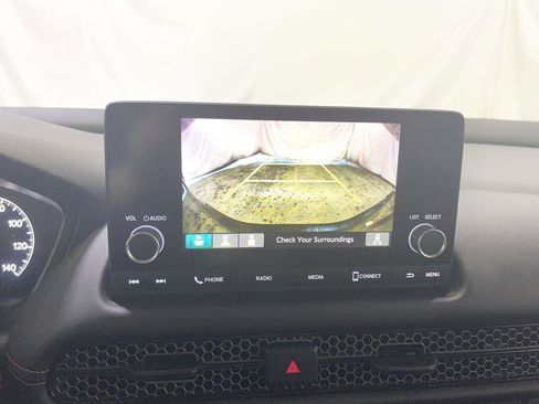 Used 2023 Honda HR-V Sport image 17