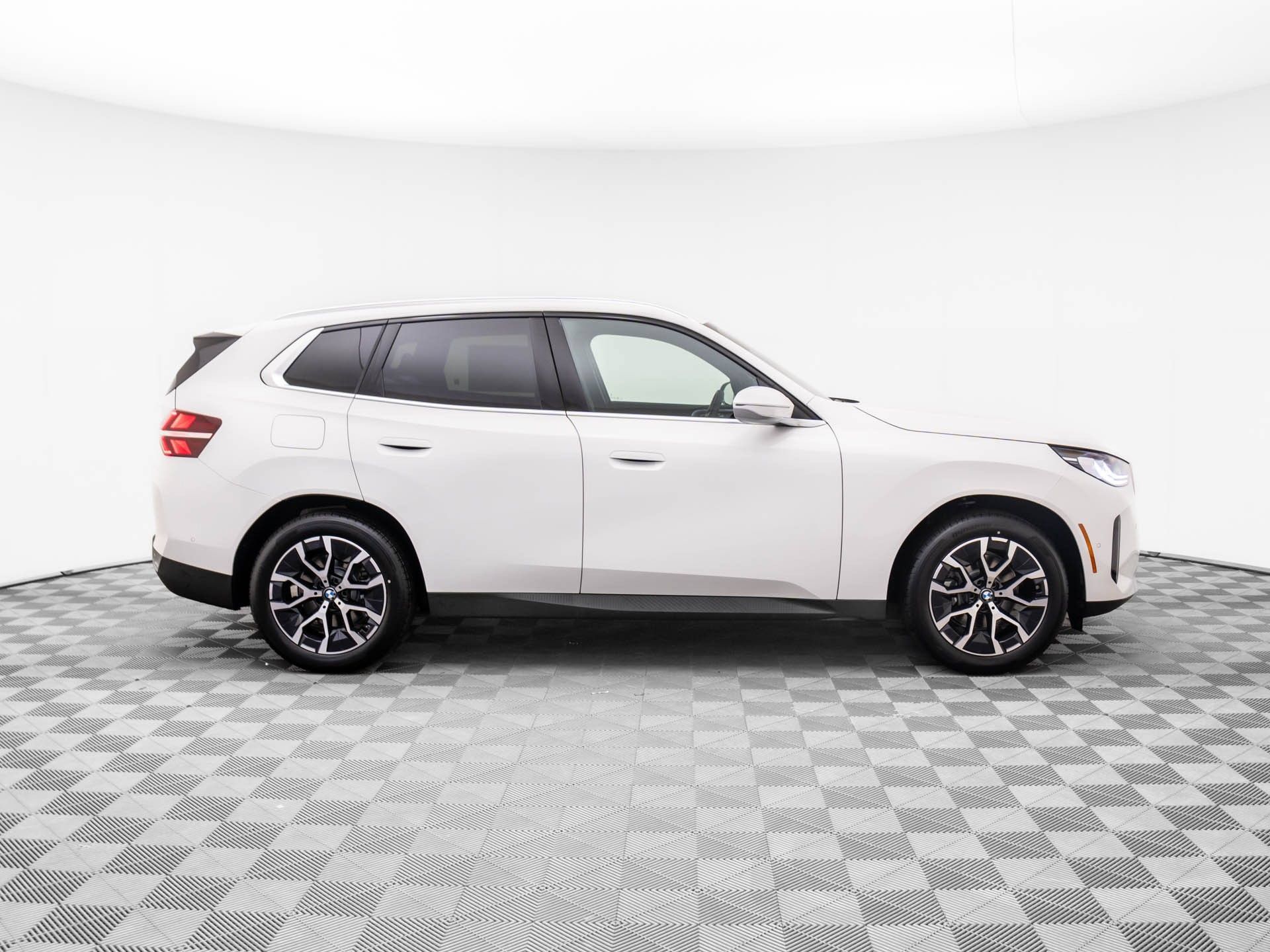 Certified 2026 BMW X3 xDrive30i w/ Convenience Package AWD/4WD image 7