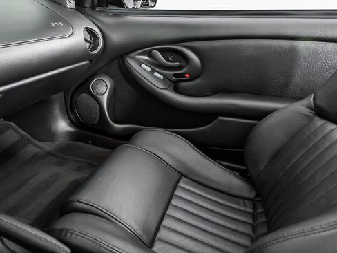 Used 2002 Pontiac Firebird Trans Am RWD image 28