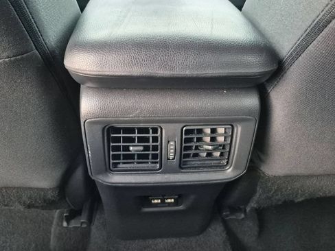 Used 2021 Toyota RAV4 XLE w/ XLE Grade Weather Package AWD/4WD image 20