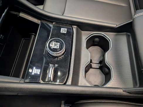New 2024 Jeep Grand Cherokee L Limited AWD/4WD image 17