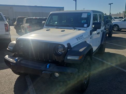 Used 2023 Jeep Wrangler Unlimited w/ 8.4" Radio Group AWD/4WD image 1