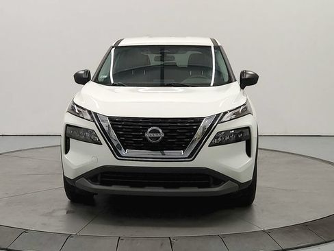 Used 2023 Nissan Rogue S AWD/4WD image 3