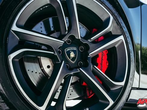 Used 2013 Lamborghini Gallardo LP 560-4 AWD/4WD image 3