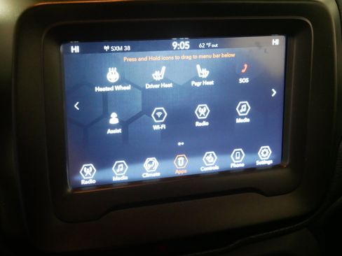 Used 2021 Jeep Renegade Latitude w/ Convenience Group image 30