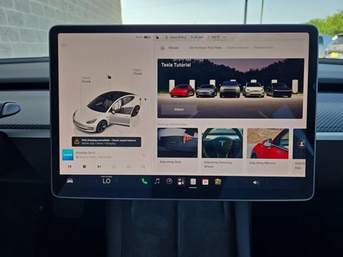 Used 2023 Tesla Model 3 Standard Range RWD image 19
