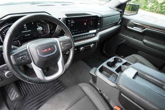 Used 2024 GMC Sierra 1500 Elevation RWD image 25