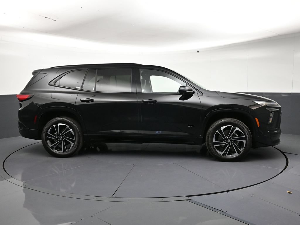 Used 2026 Buick Enclave Sport Touring w/ Power Package AWD/4WD image 6
