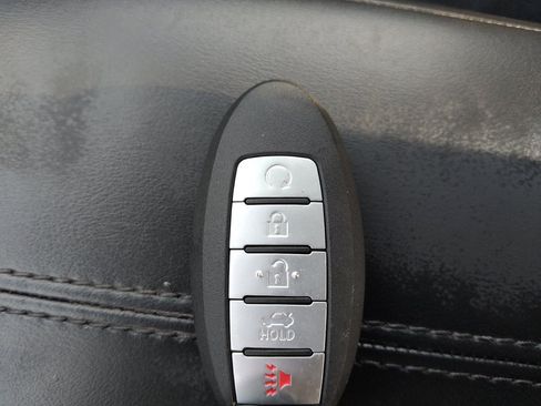 Used 2021 Nissan Sentra SV FWD image 32