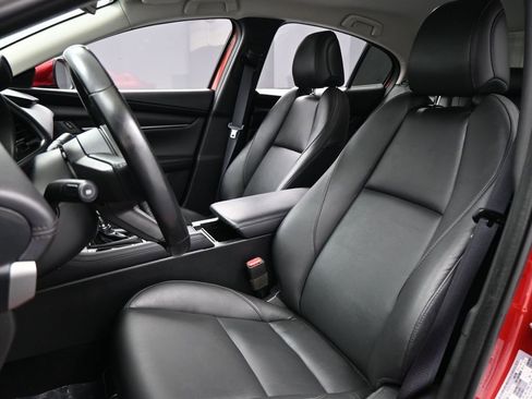 Used 2023 MAZDA MAZDA3 s image 9