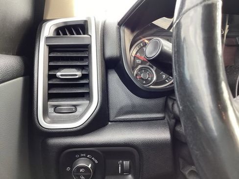 Used 2020 RAM 1500 Big Horn AWD/4WD image 31