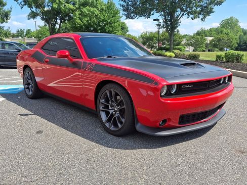 Used 2023 Dodge Challenger R/T w/ T/A Package RWD image 3