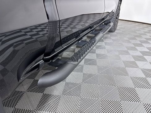 Used 2020 Chevrolet Silverado 1500 LT Trail Boss image 23