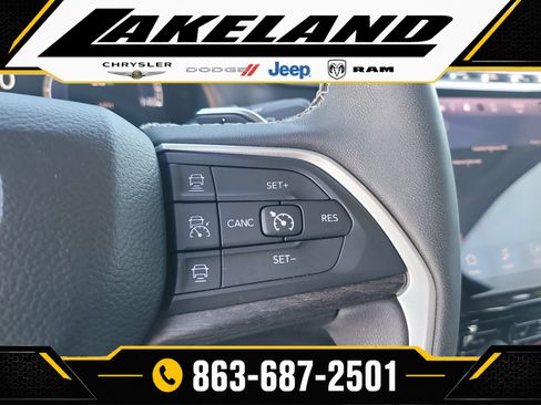 Used 2023 Jeep Grand Cherokee L Limited w/ Black Appearance Package RWD image 29