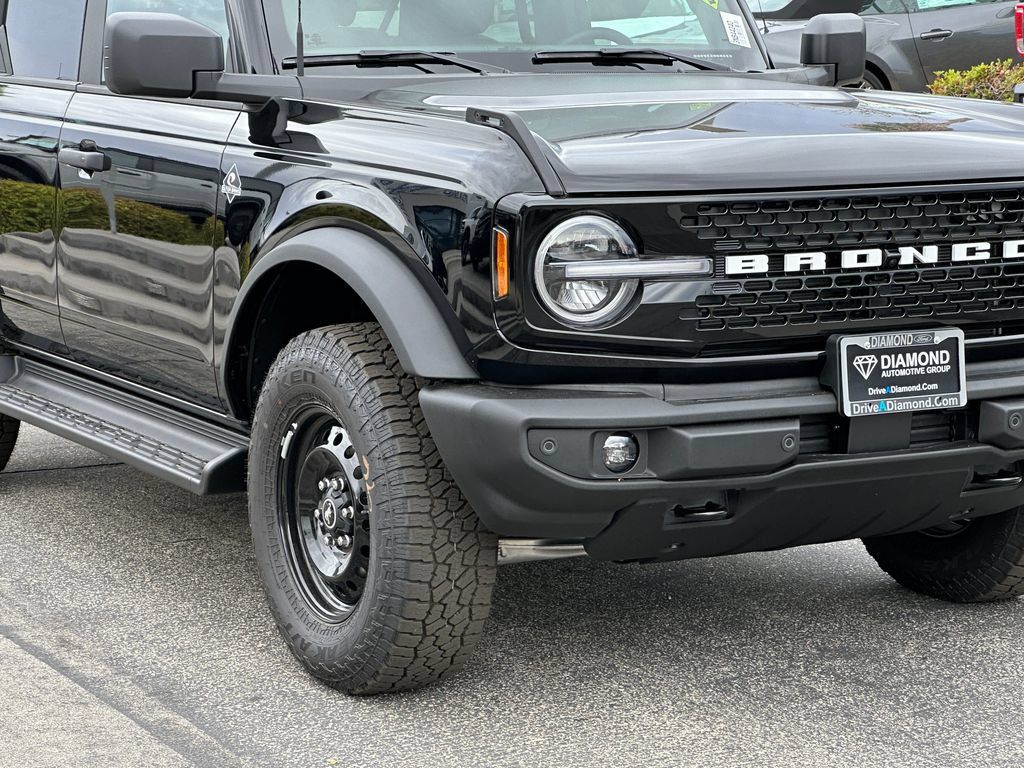 New 2026 Ford Bronco Outer Banks AWD/4WD image 11