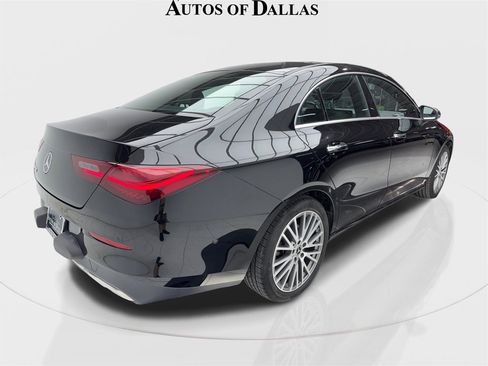 Used 2025 Mercedes-Benz CLA 250 image 9