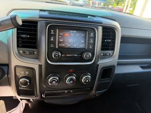Used 2013 RAM 1500 Express AWD/4WD image 23