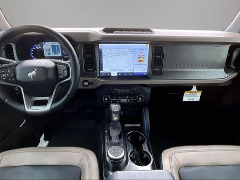 Used 2024 Ford Bronco Wildtrak AWD/4WD image 7