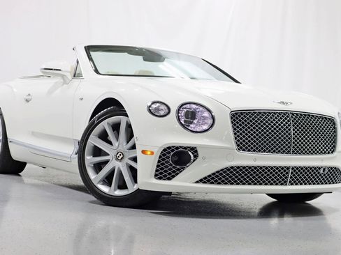 Used 2020 Bentley Continental GT image 8
