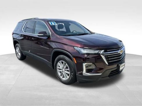 Used 2023 Chevrolet Traverse LT w/ LPO, Floor Liner Package AWD/4WD image 3