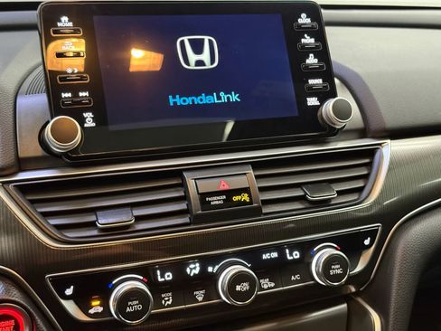 Used 2020 Honda Accord Sport image 18