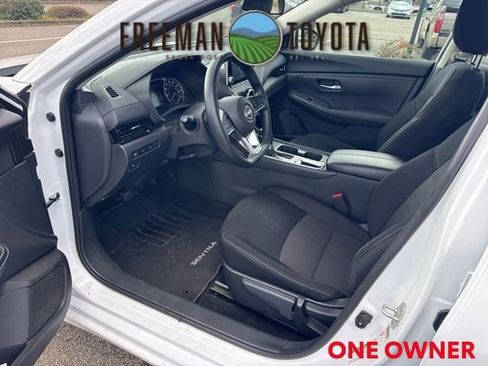 Used 2025 Nissan Sentra SV image 7